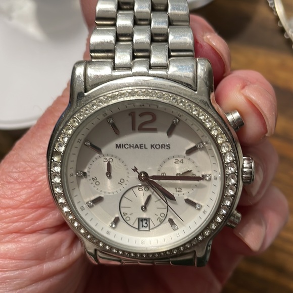 MK Silver Watch - Picture 4 of 6